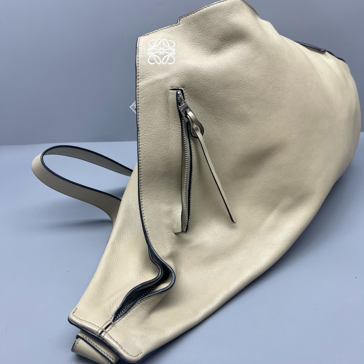 Loewe Yellow