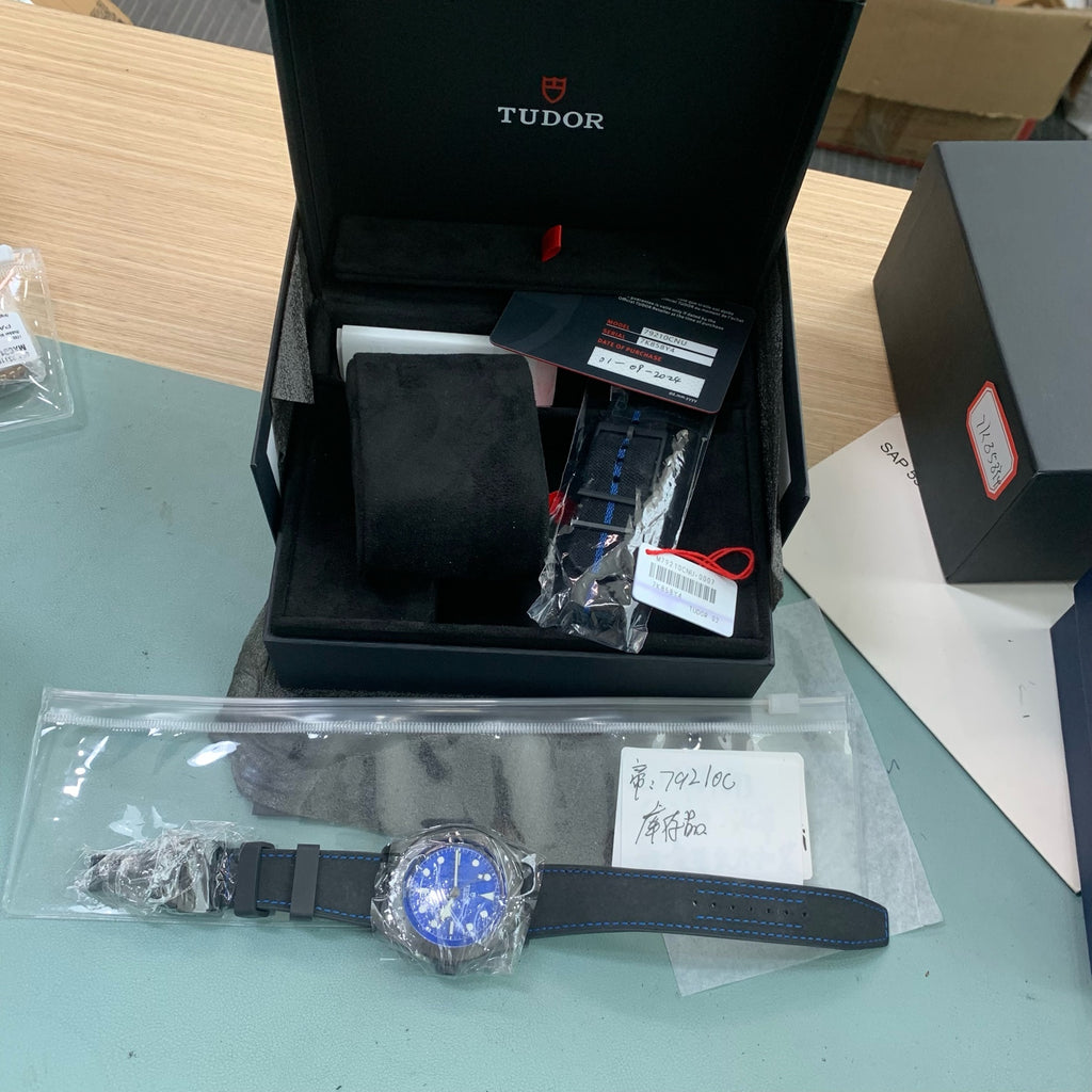 tudor Biwan Ceramic Type 41mm m79210cnu-0007