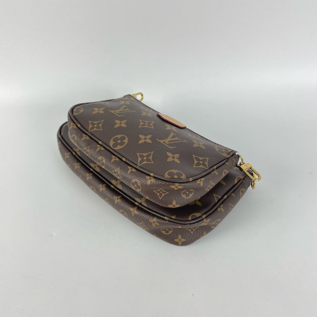 Louis Vuitton Green Crossbody M44813