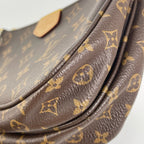 Louis Vuitton Green Crossbody M44813