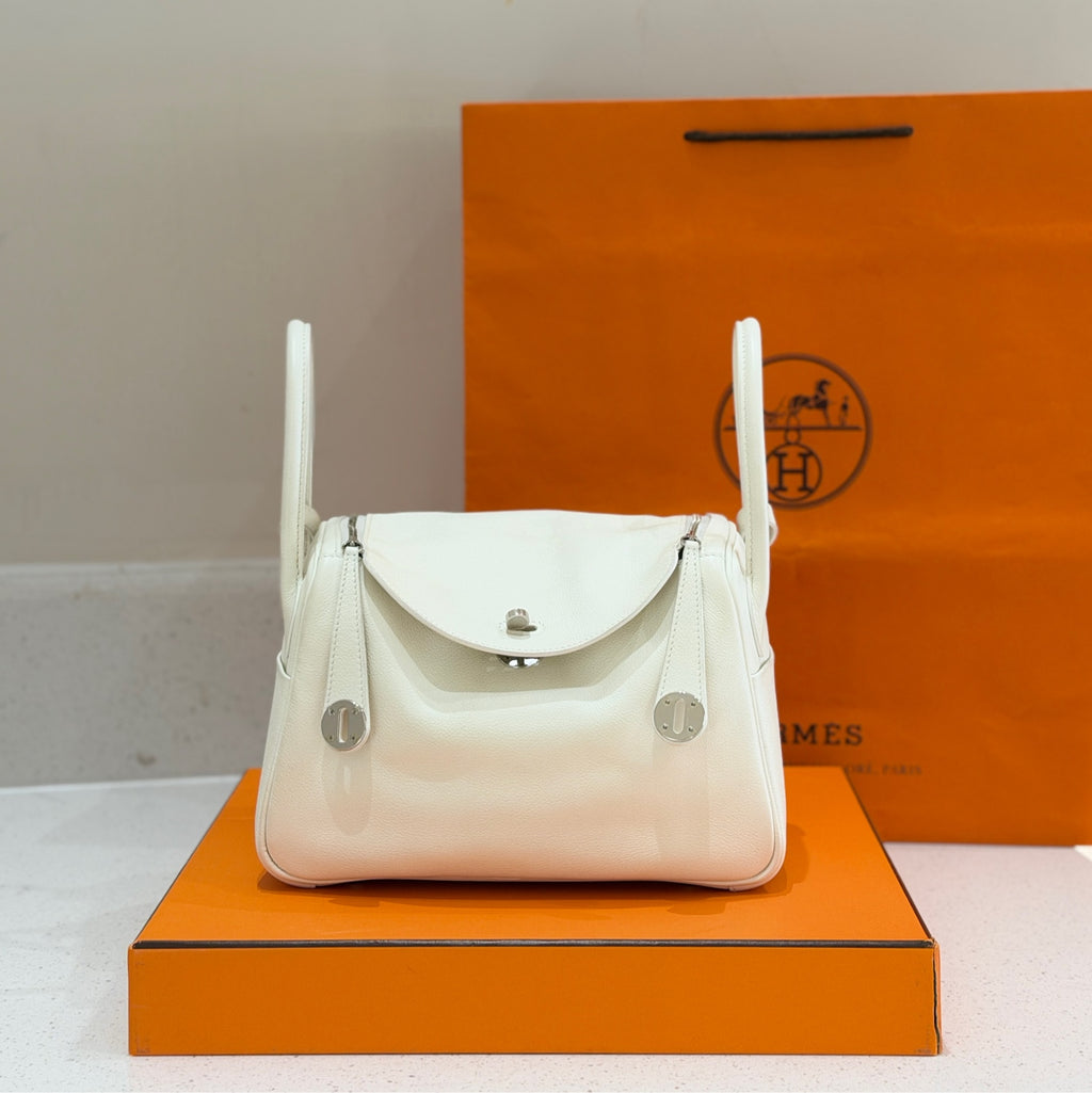 Hermes White