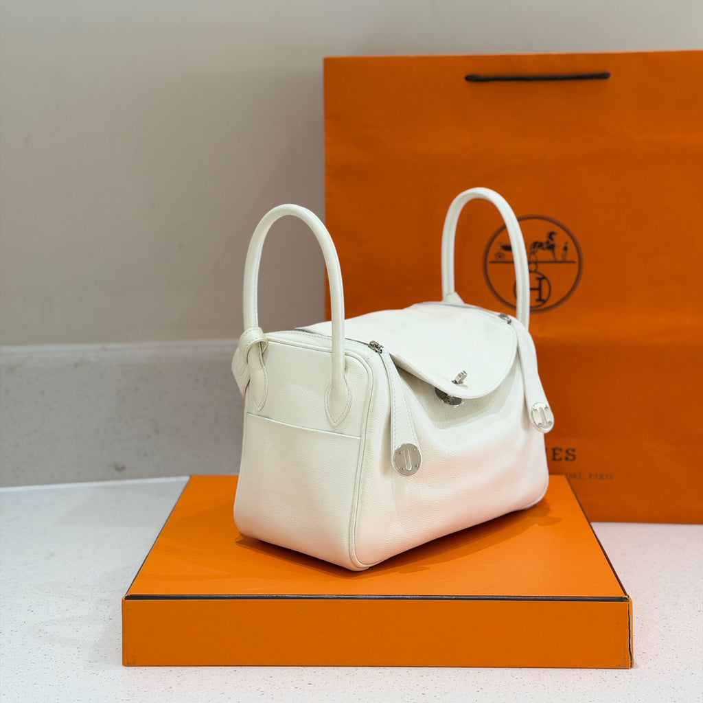 Hermes White