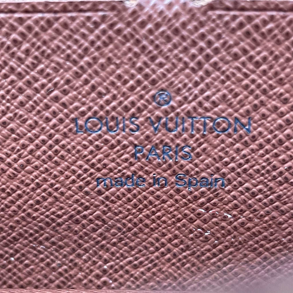 Louis Vuitton Clutch