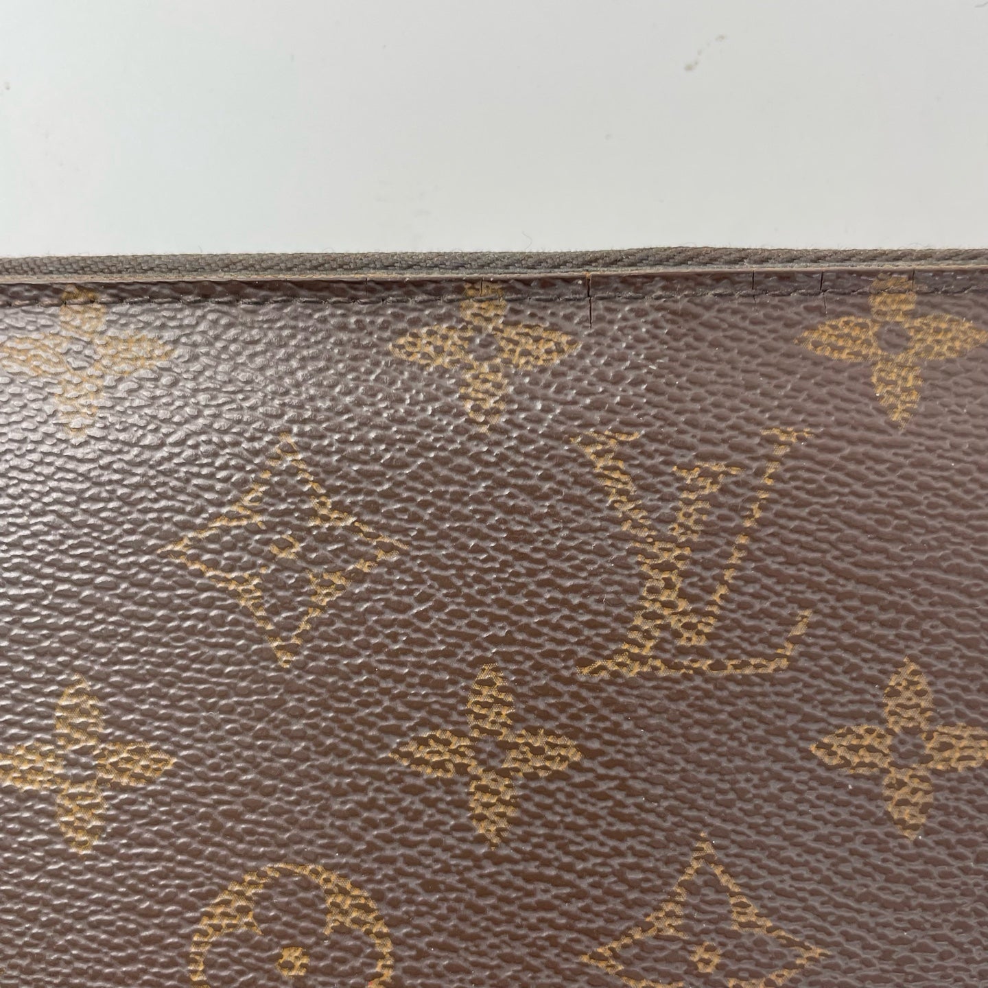 Louis Vuitton Clutch