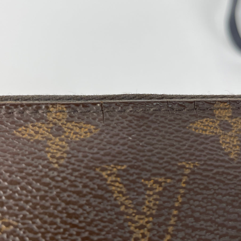 Louis Vuitton Clutch
