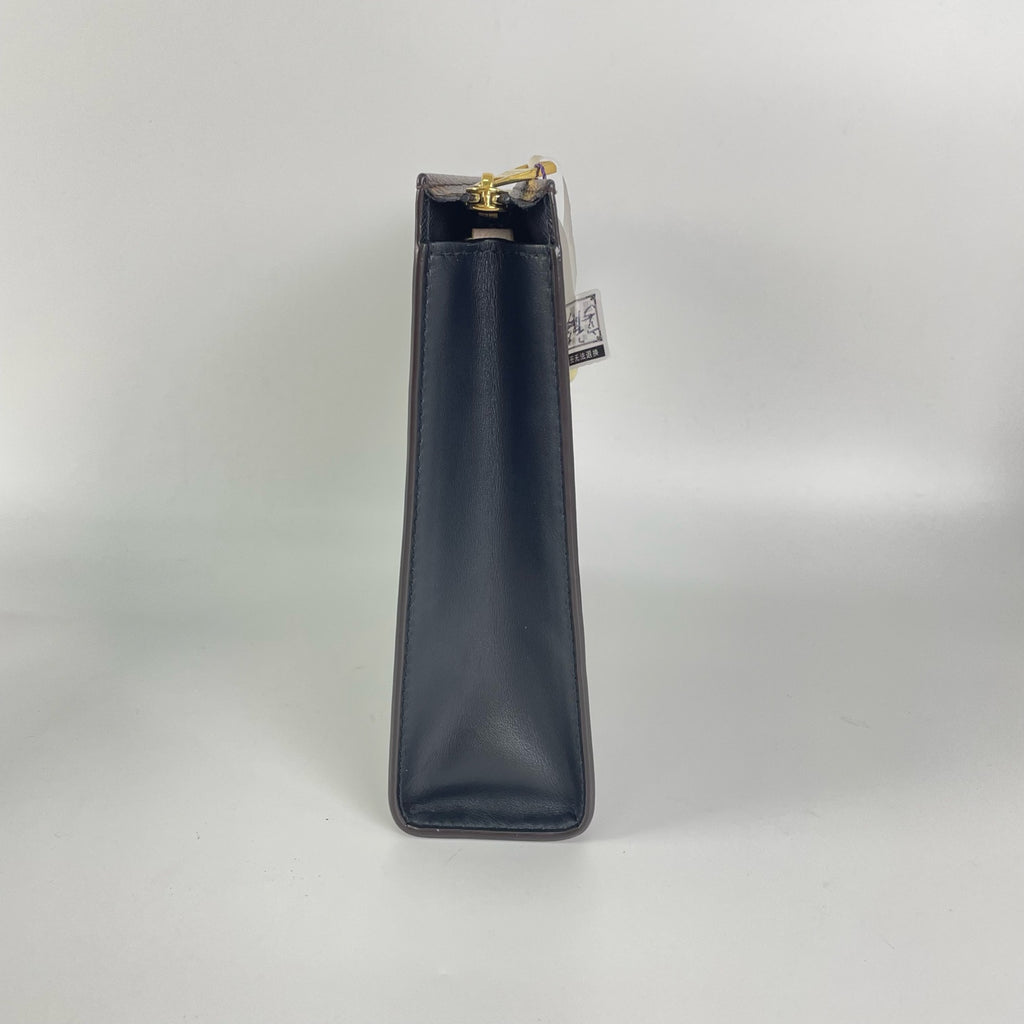 Louis Vuitton Clutch