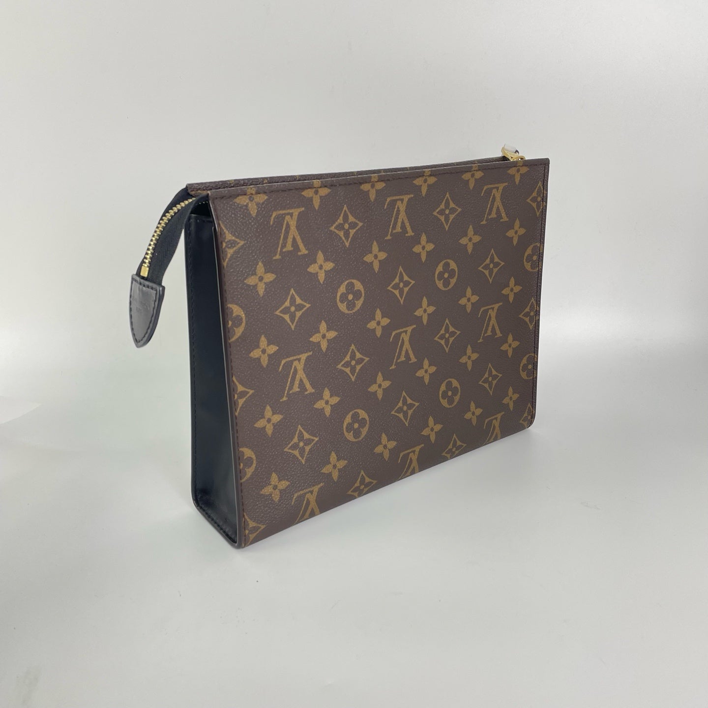 Louis Vuitton Clutch