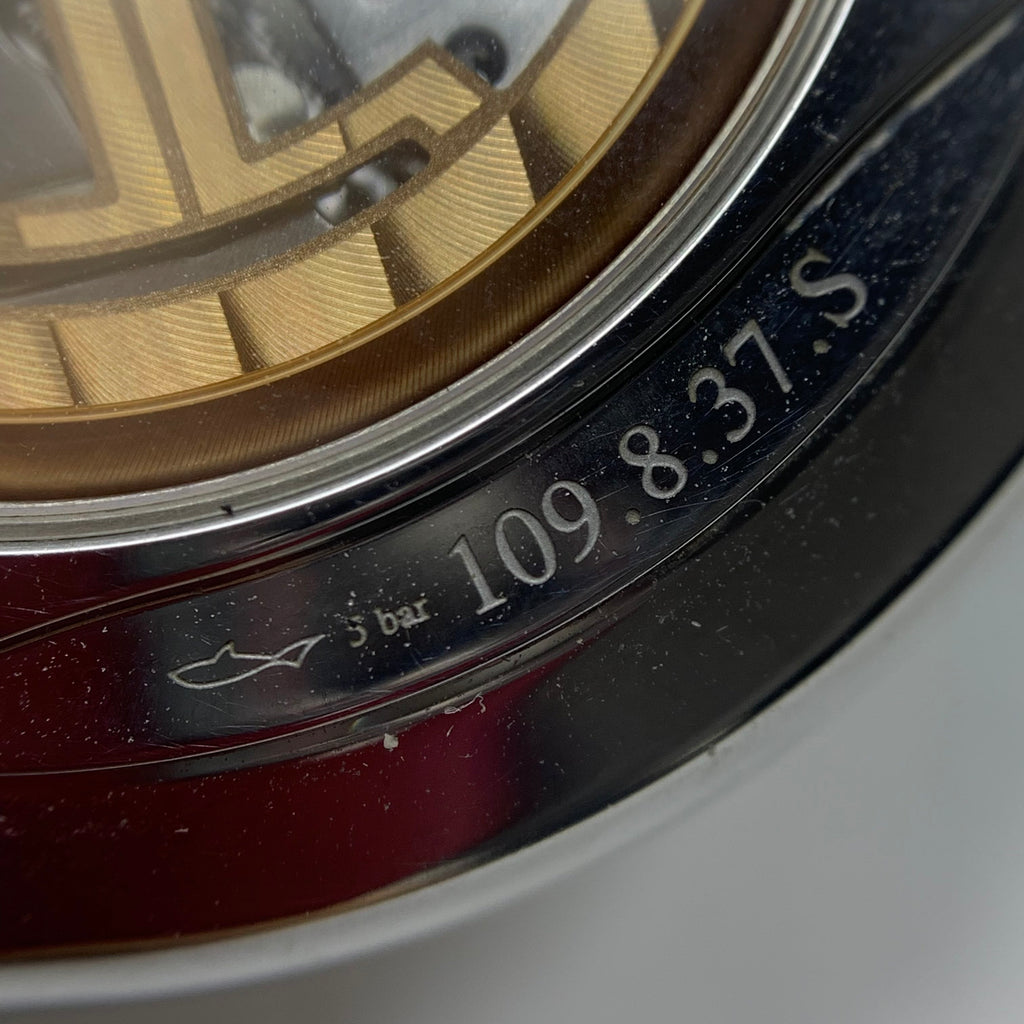Jaeger LeCoultre Master Ultra Thin Ultra-Thin Master Series Watch 39 millimeters Q1238420