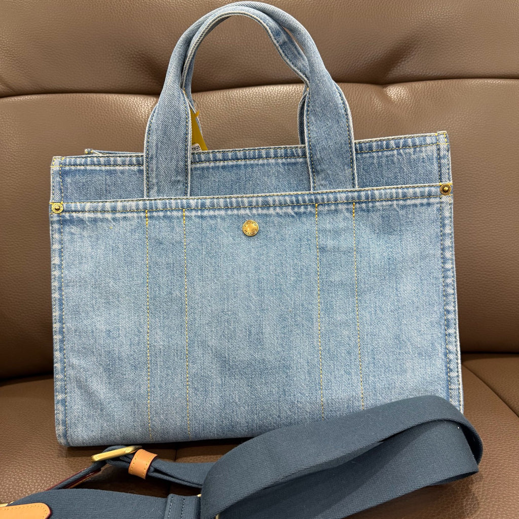 Coach Tote