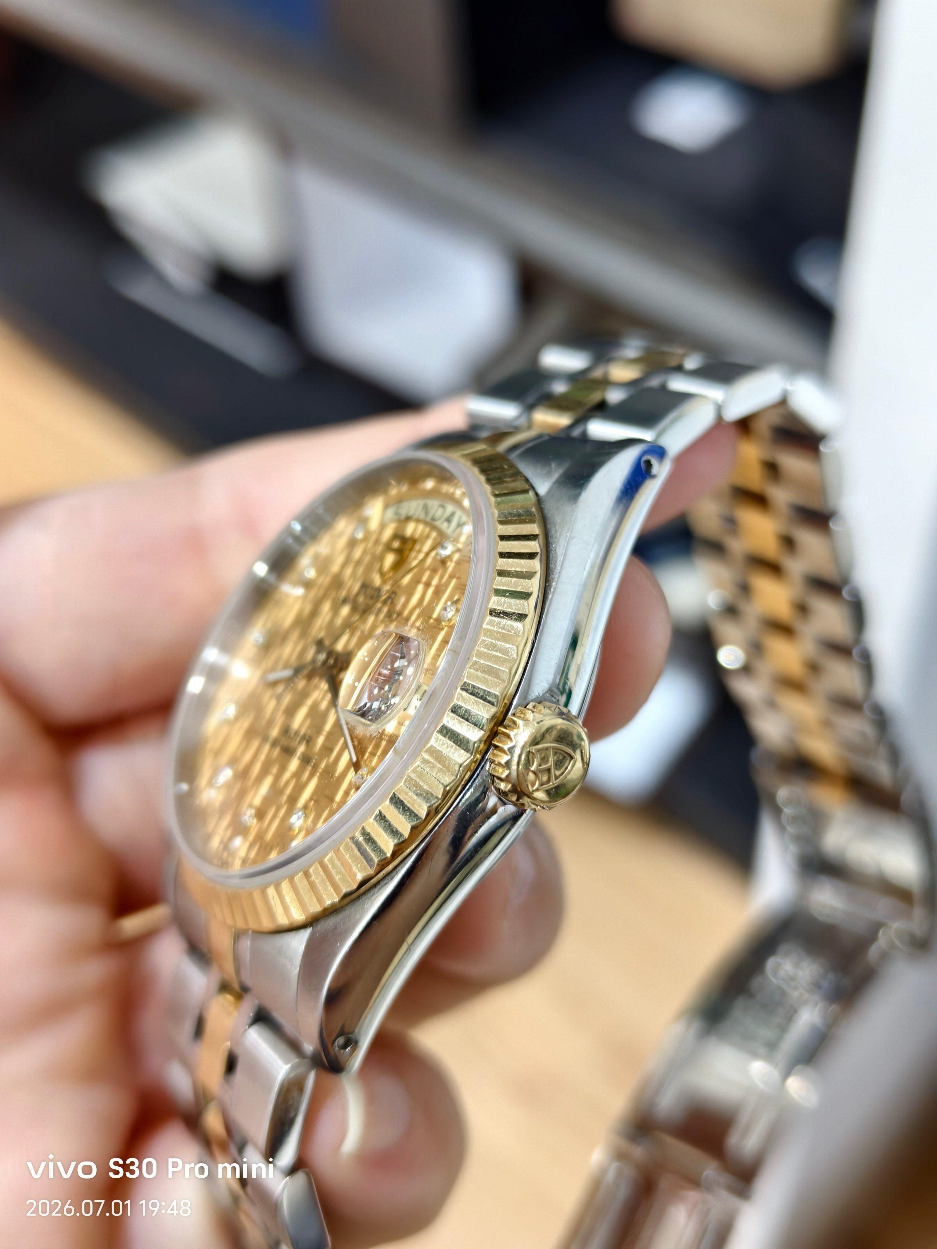 Tudor Prince Sunday Calendar Model 36 millimeters m76213-0007