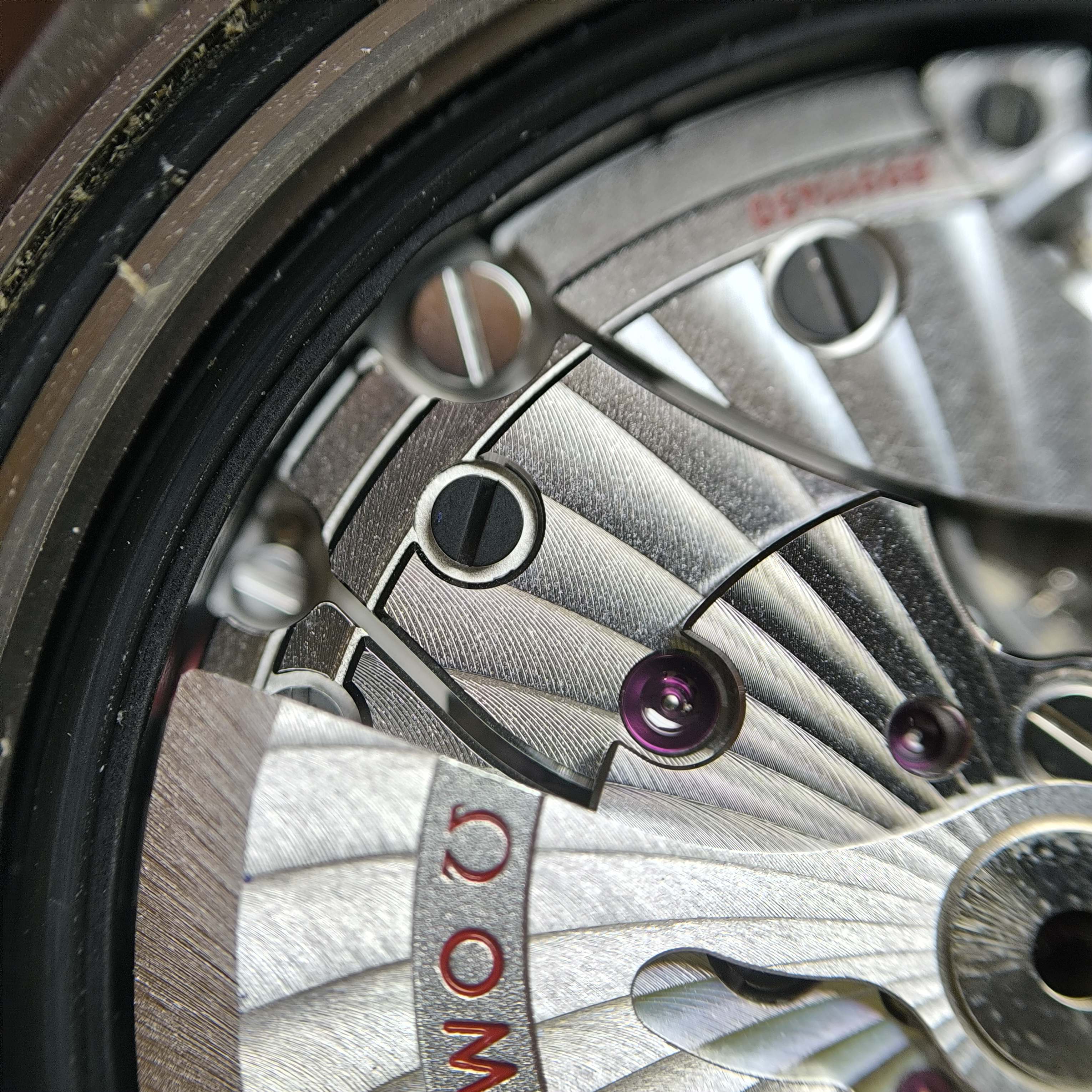 Omega Seahorse 43.5 millimeters 215.32.43.21.04.001