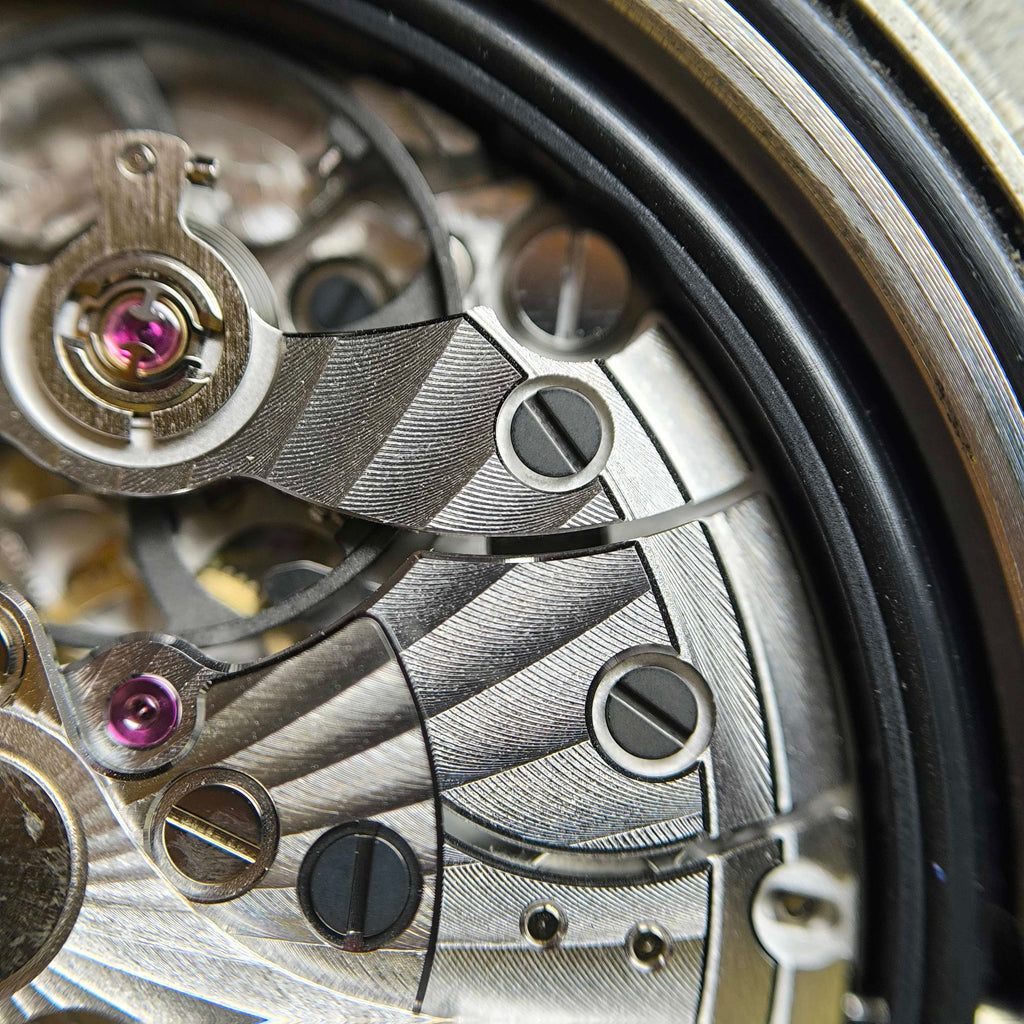 Omega Seahorse 43.5 millimeters 215.32.43.21.04.001
