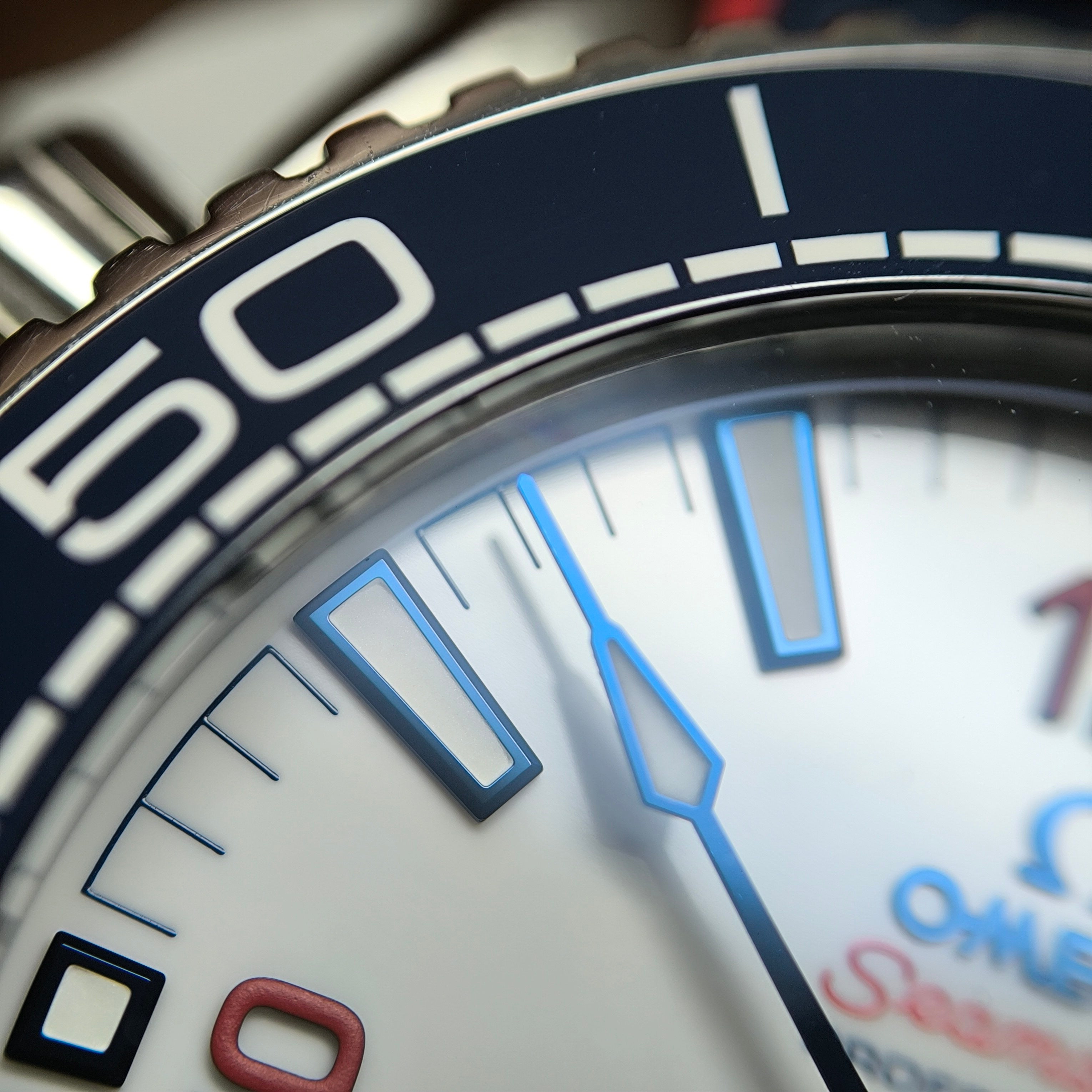 Omega Seahorse 43.5 millimeters 215.32.43.21.04.001