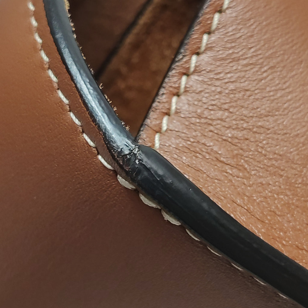 Celine Crossbody CONF.198263DU3.04LU