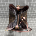 Louis Vuitton M44022