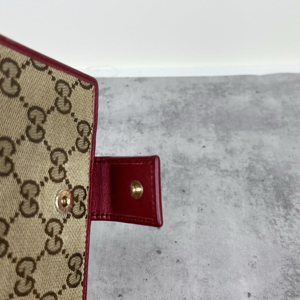 Gucci Canvas