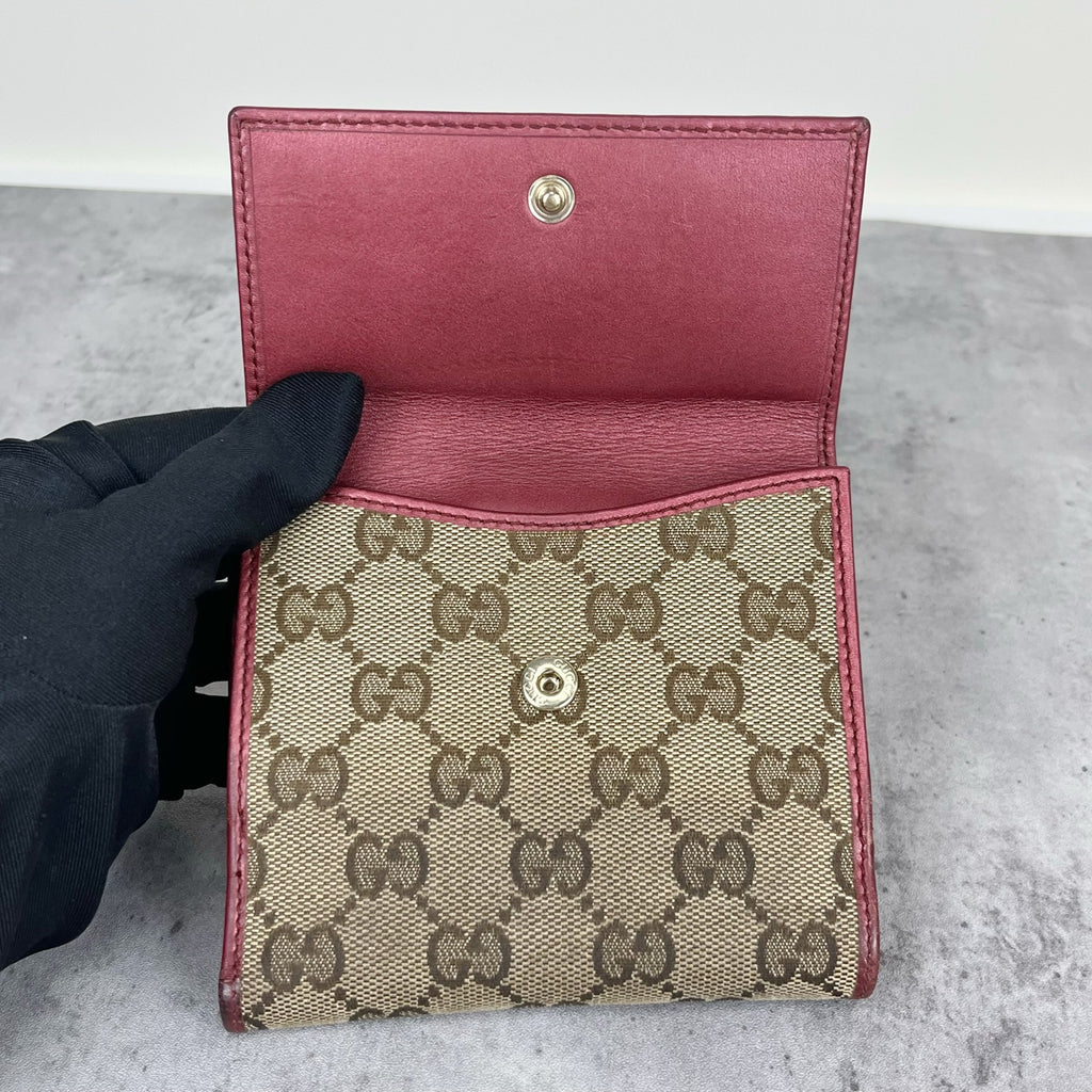 Gucci Canvas