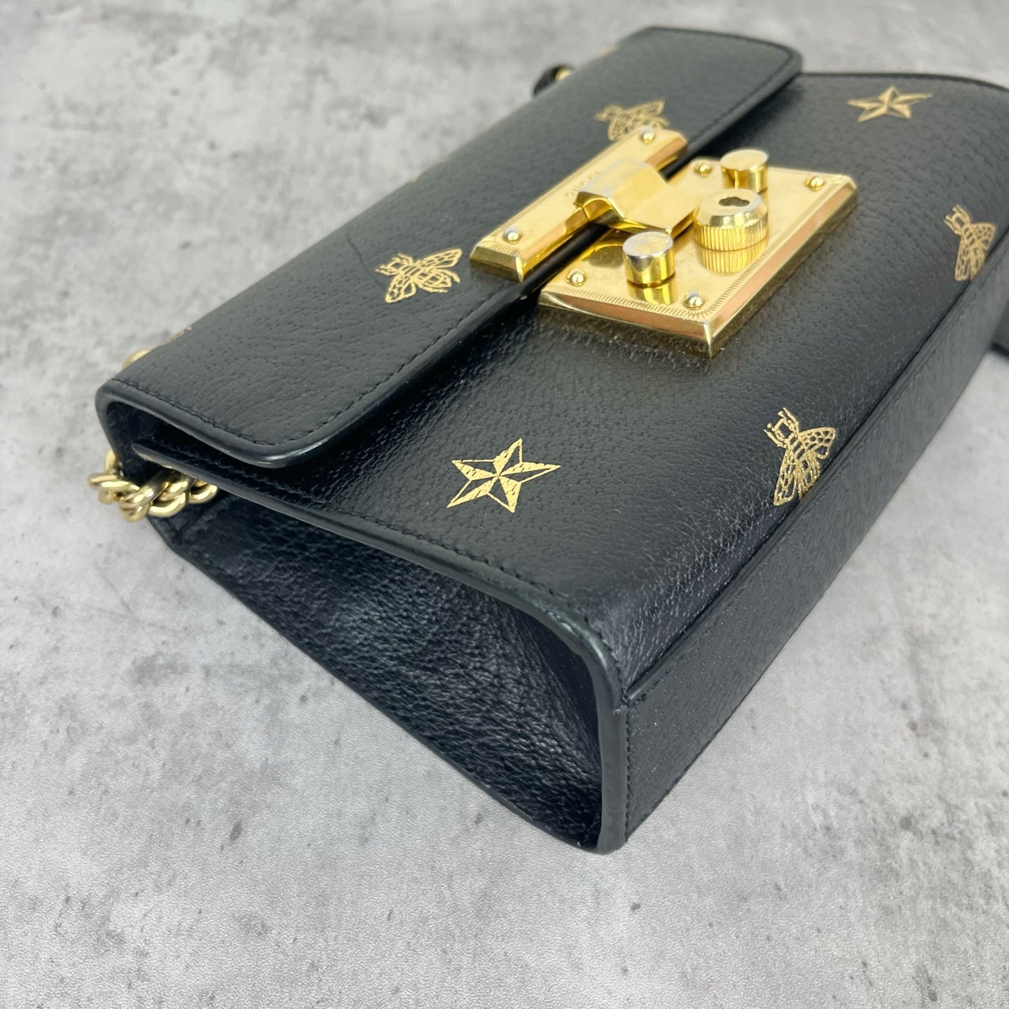 Gucci Black 432182DJ2LG1055