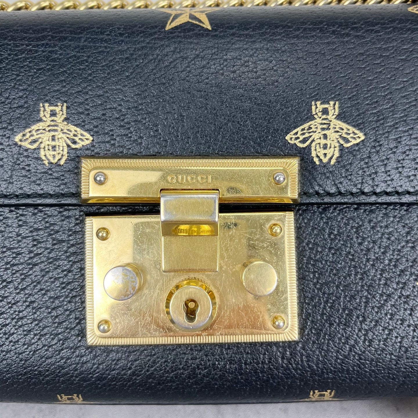 Gucci Black 432182DJ2LG1055