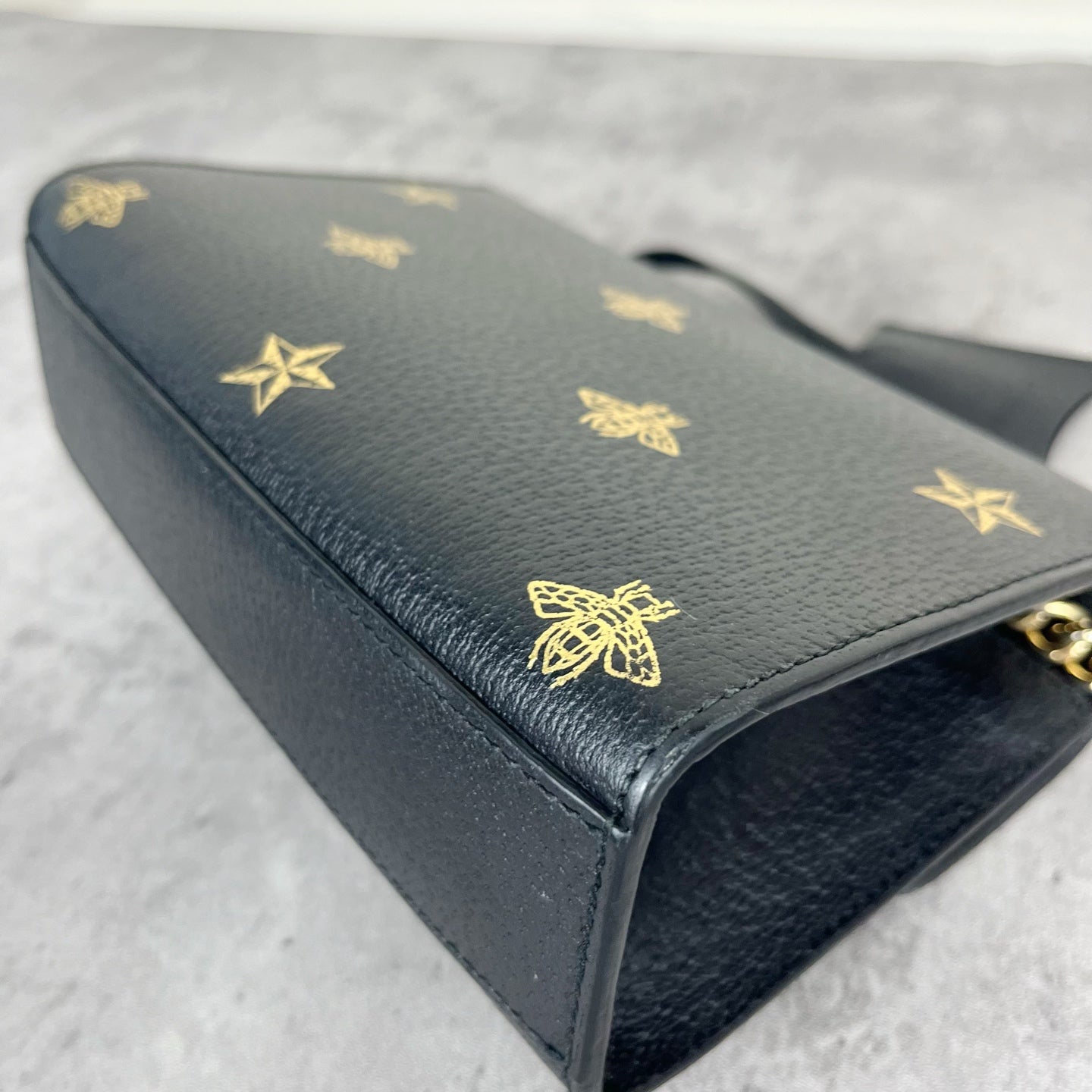 Gucci Black 432182DJ2LG1055