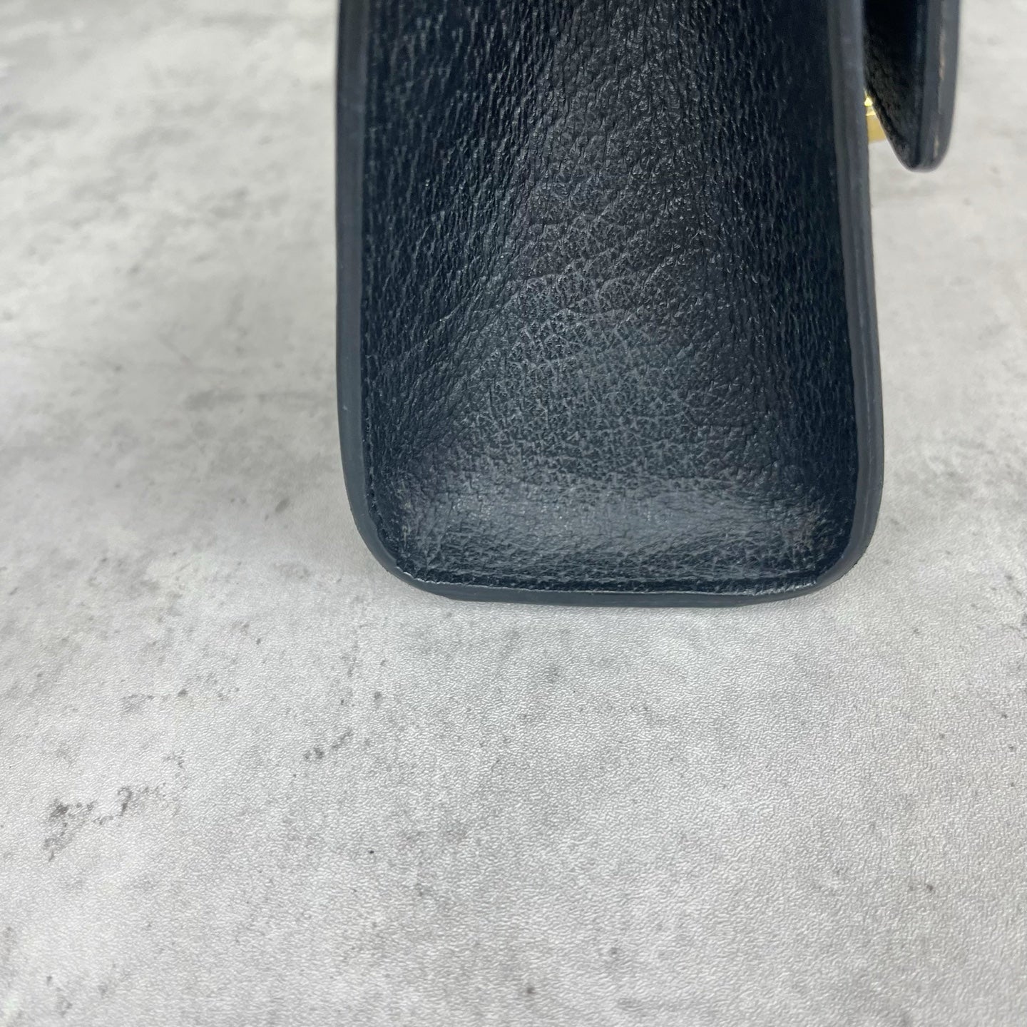 Gucci Black 432182DJ2LG1055