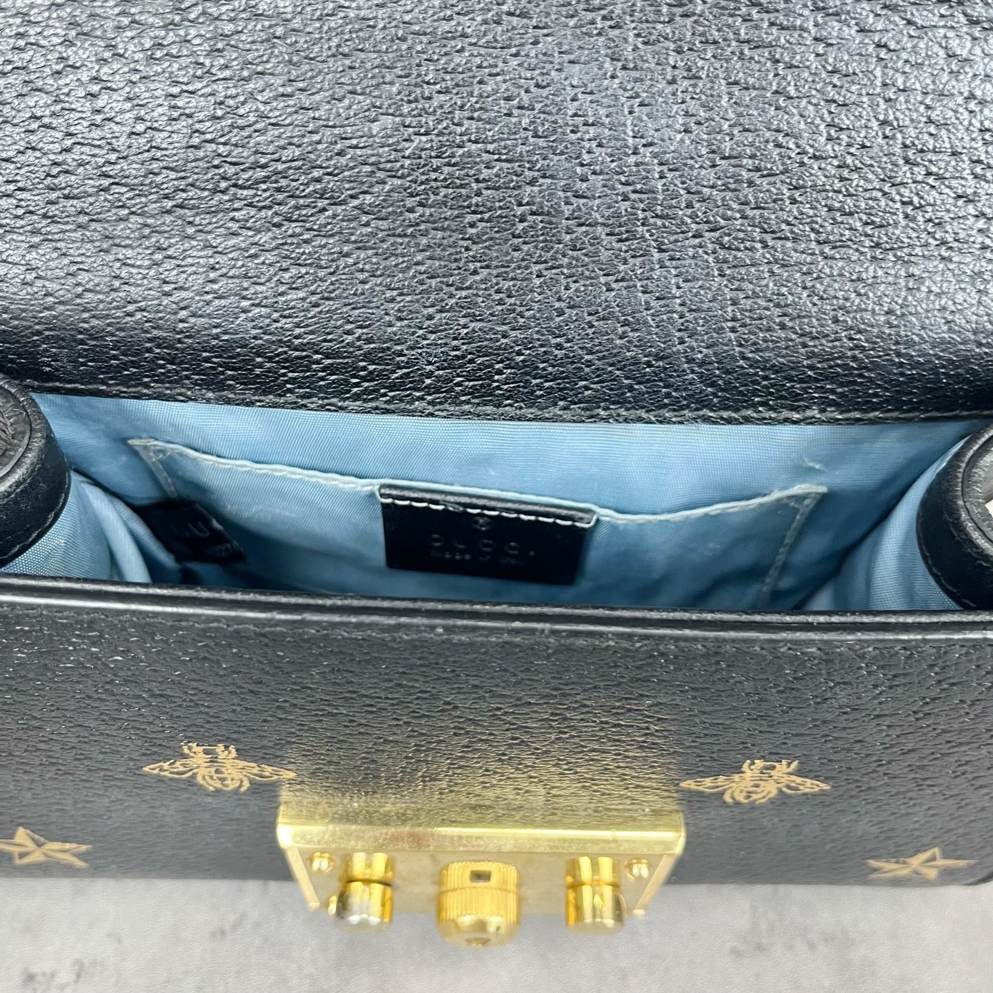Gucci Black 432182DJ2LG1055