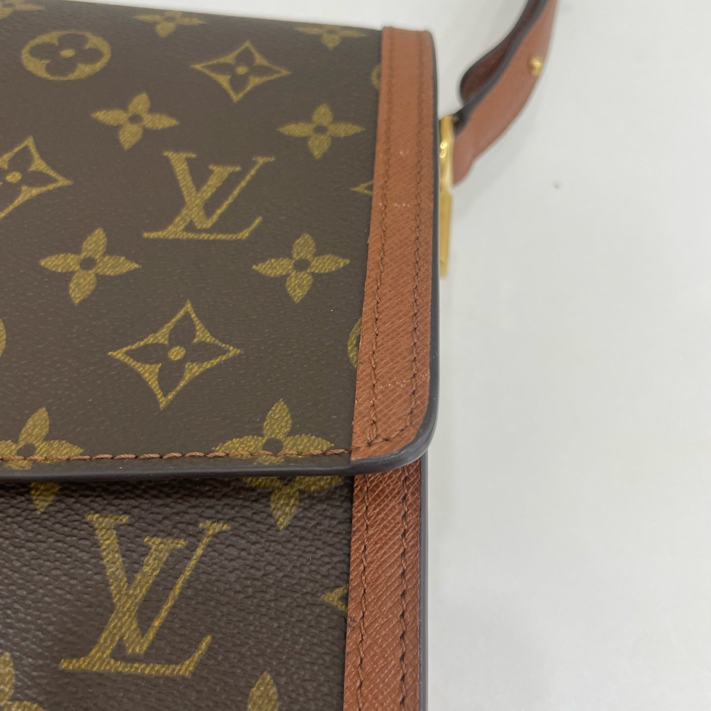 Louis Vuitton Metal