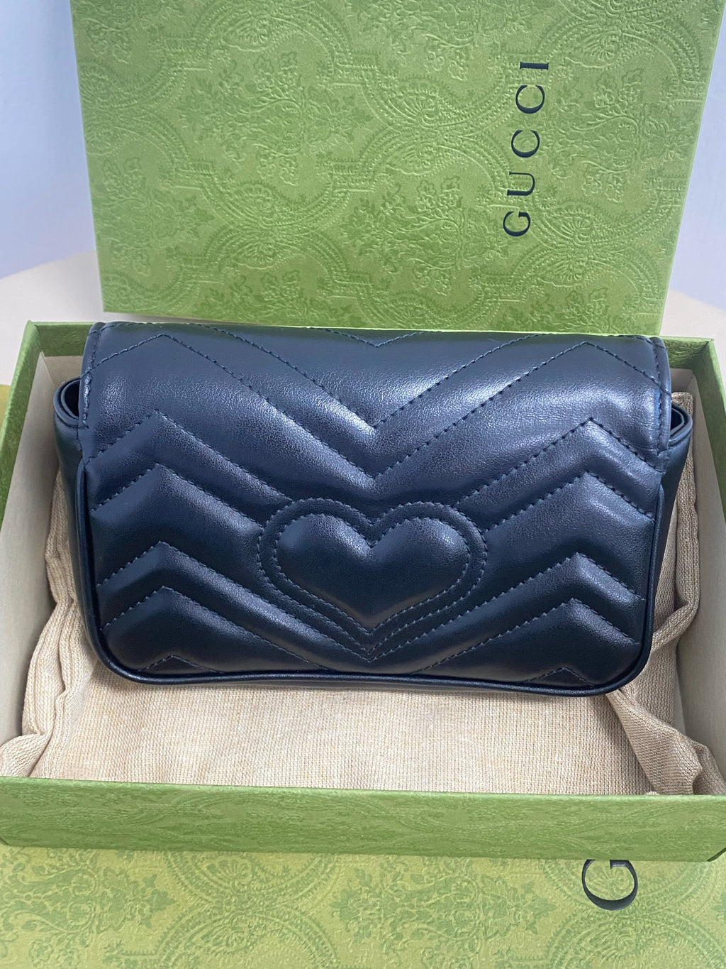 Gucci GG Marmont Collection 476433 DTDCT 1000