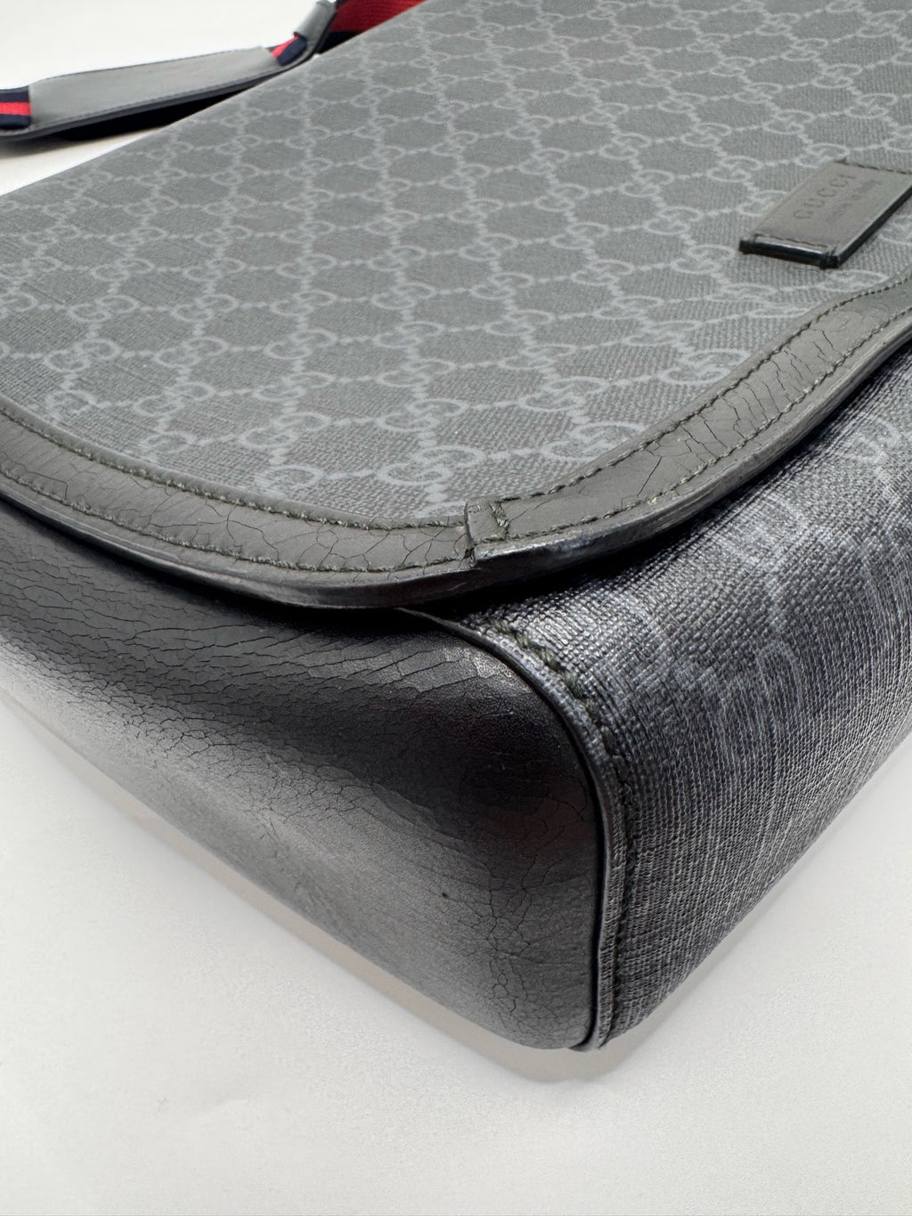 Gucci Shoulder Bag