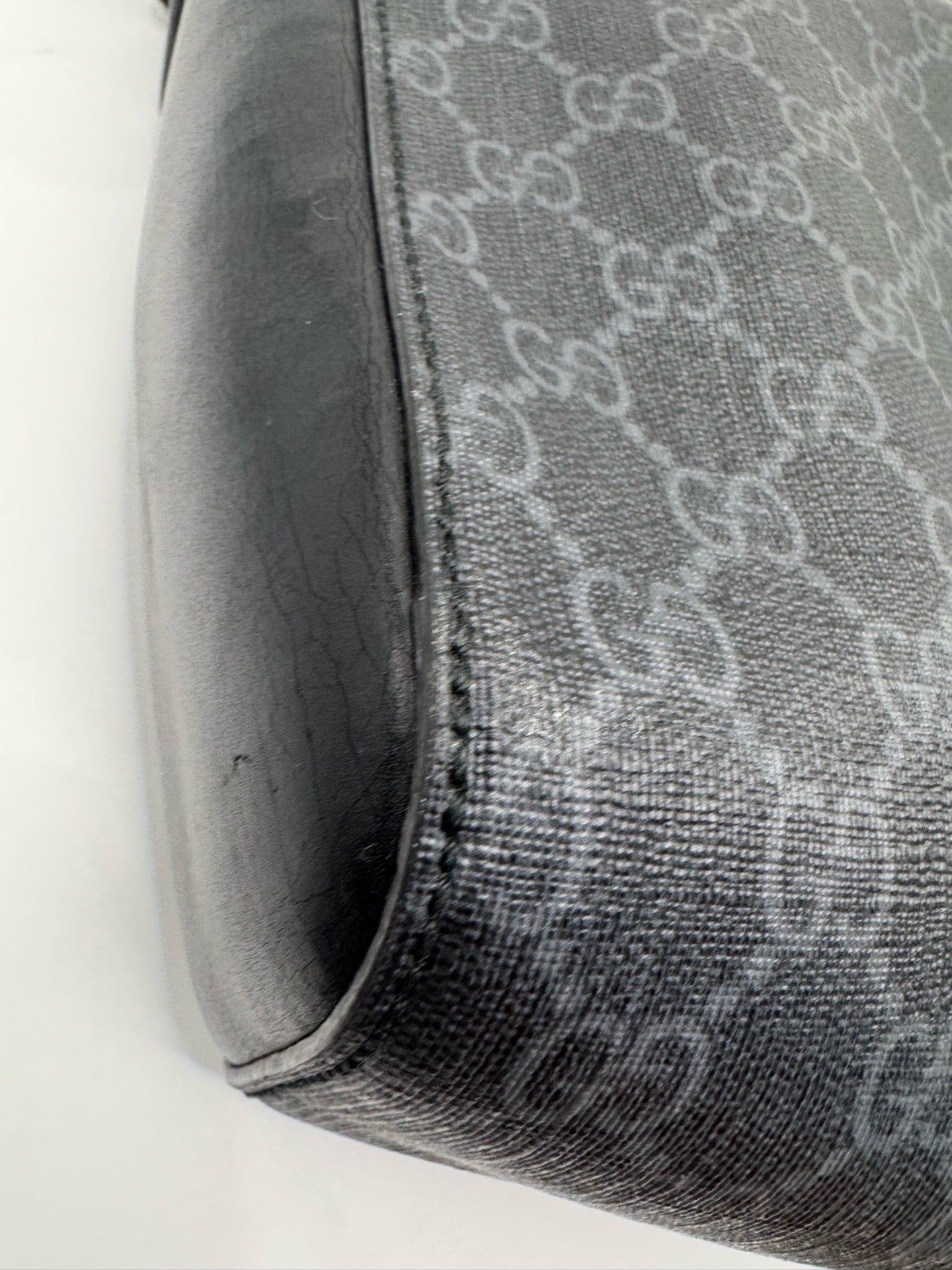 Gucci Shoulder Bag