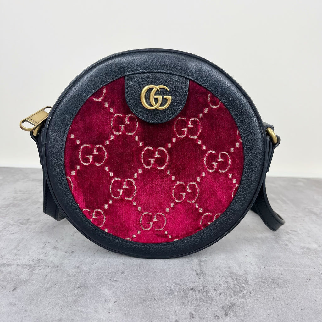 Gucci Velvet Red 574978-9TIKT-6464