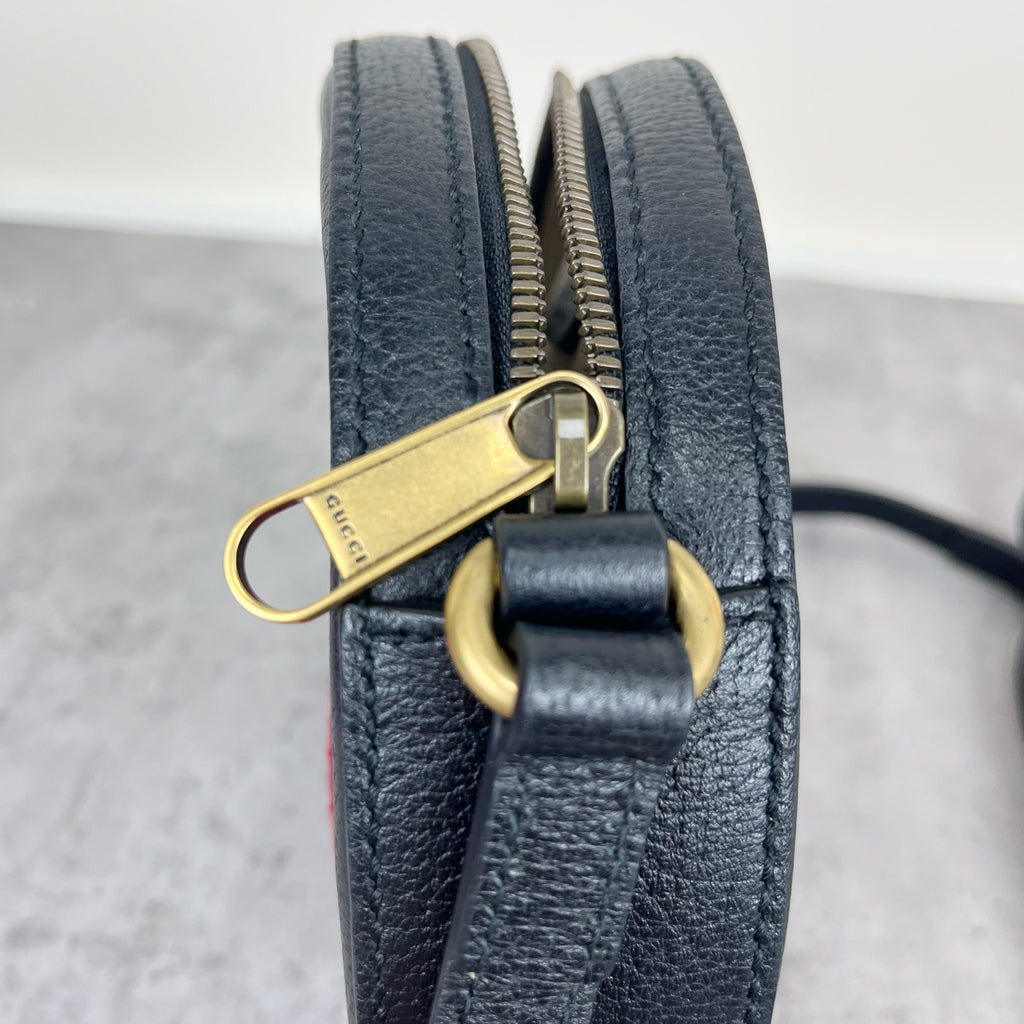 Gucci Velvet Red 574978-9TIKT-6464