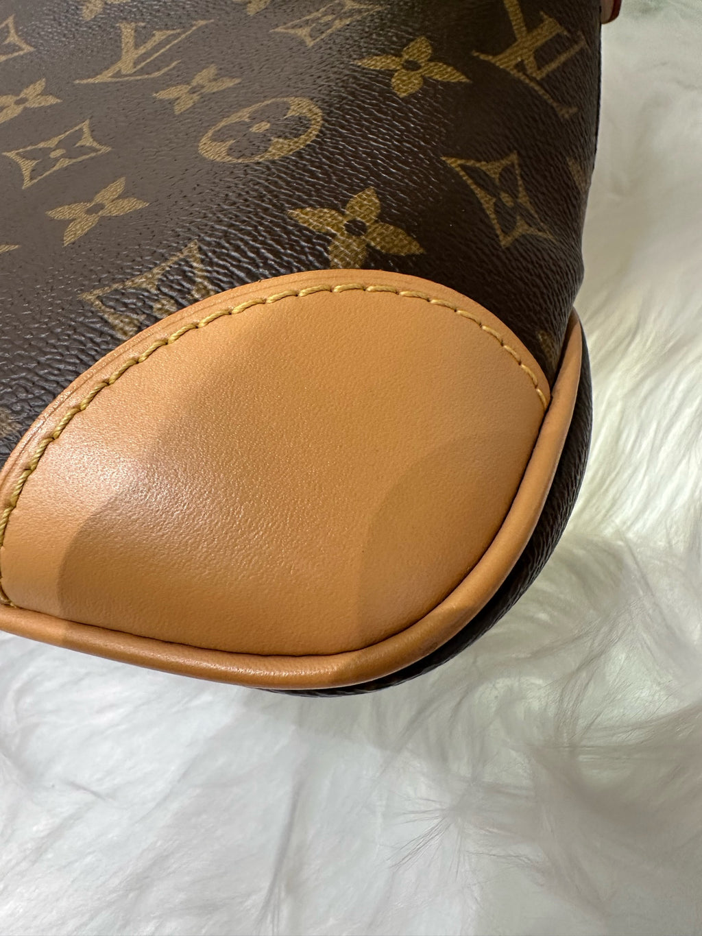 Louis Vuitton Crossbody