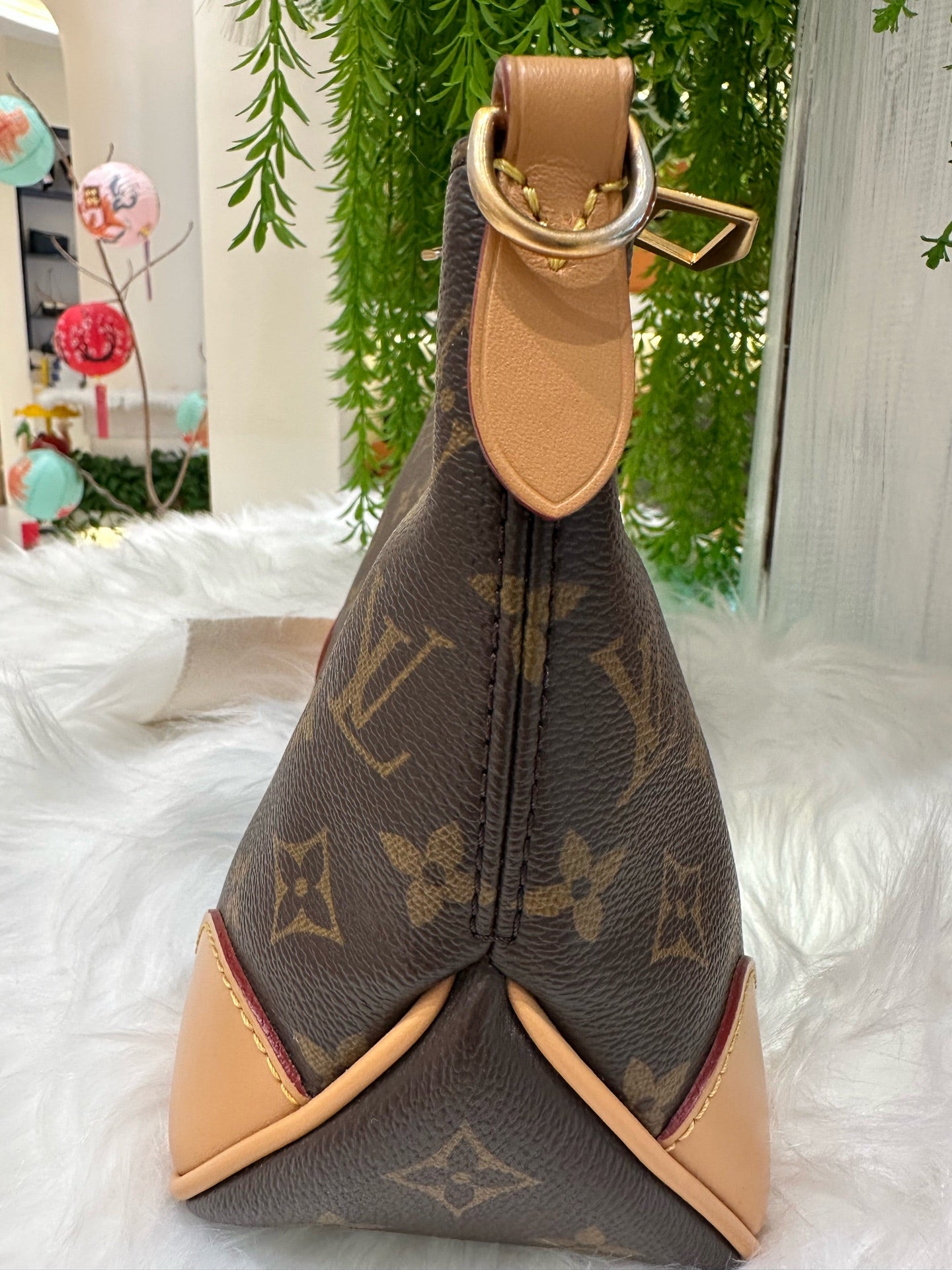 Louis Vuitton Crossbody