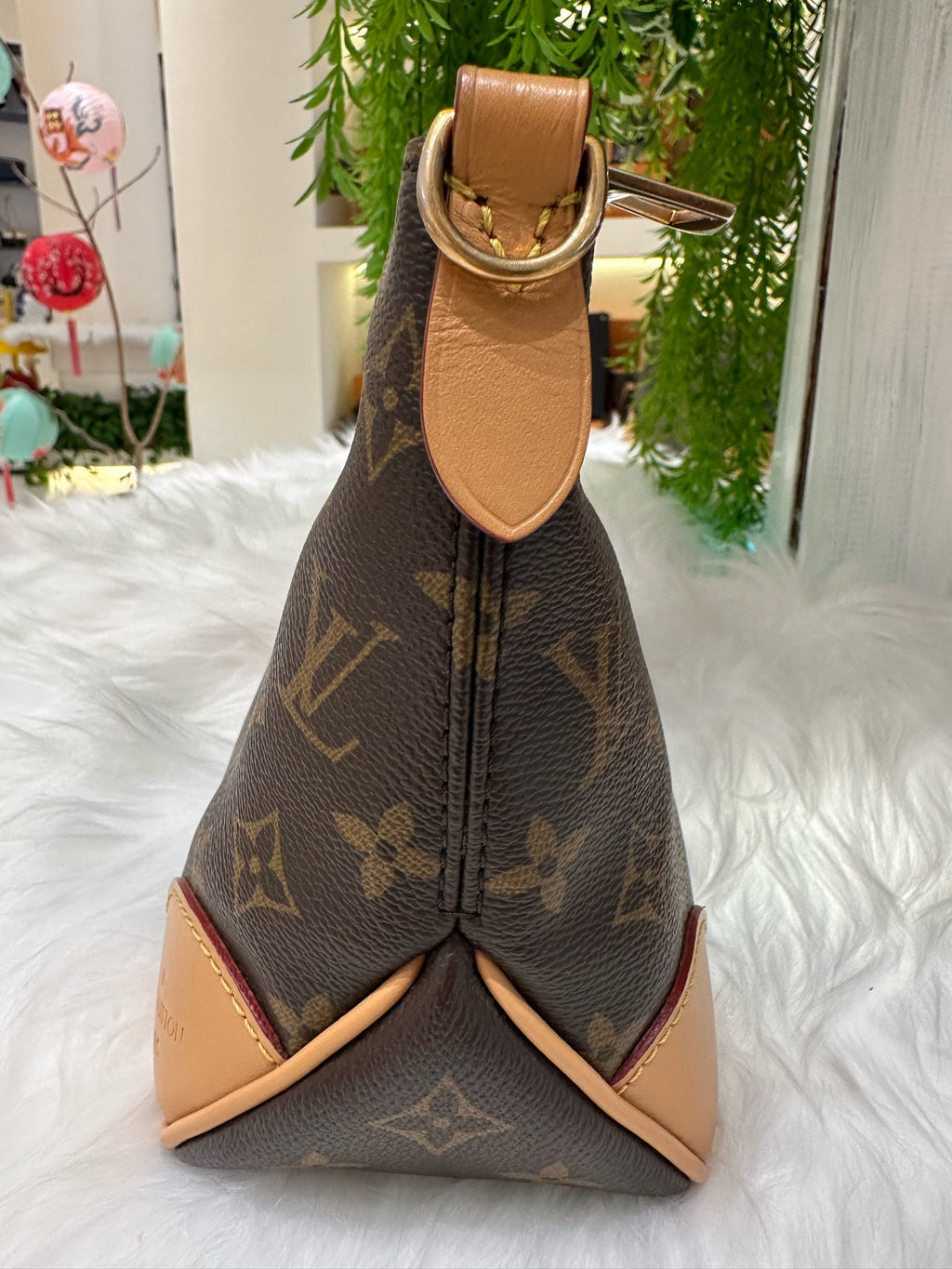 Louis Vuitton Crossbody