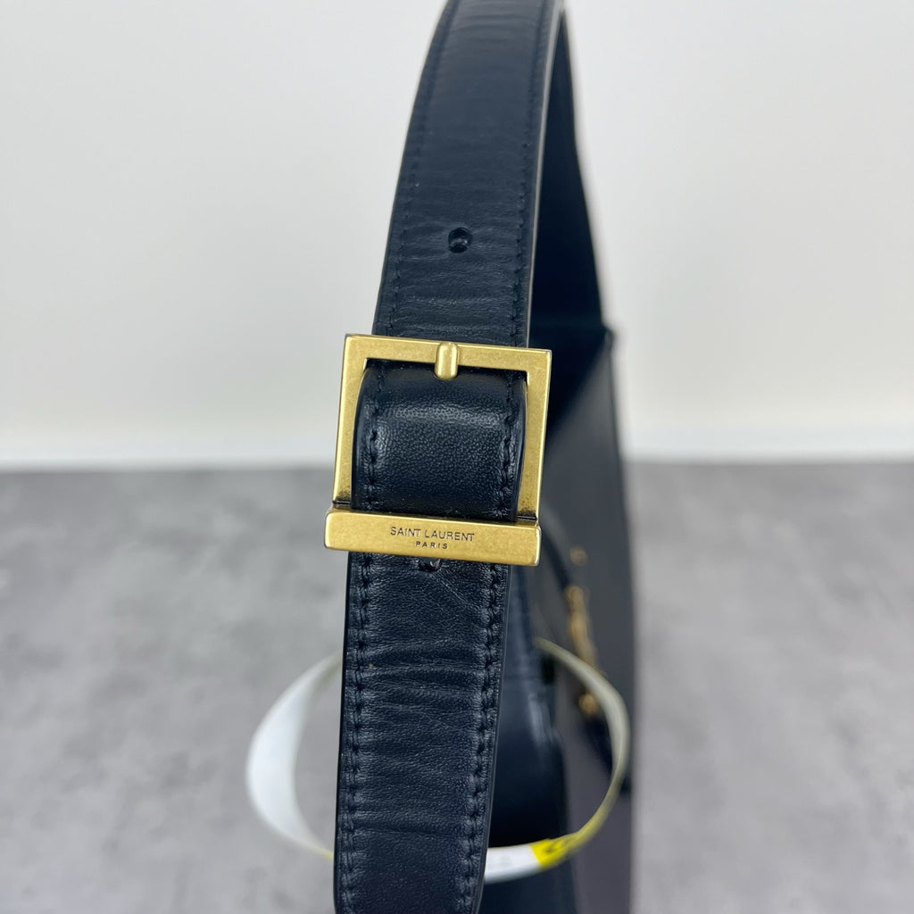 Saint laurent LE 5 to 7 series 6572282R20W1000