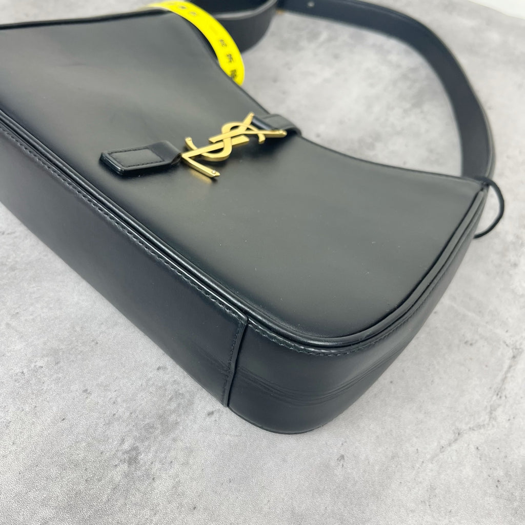 Saint laurent LE 5 to 7 series 6572282R20W1000