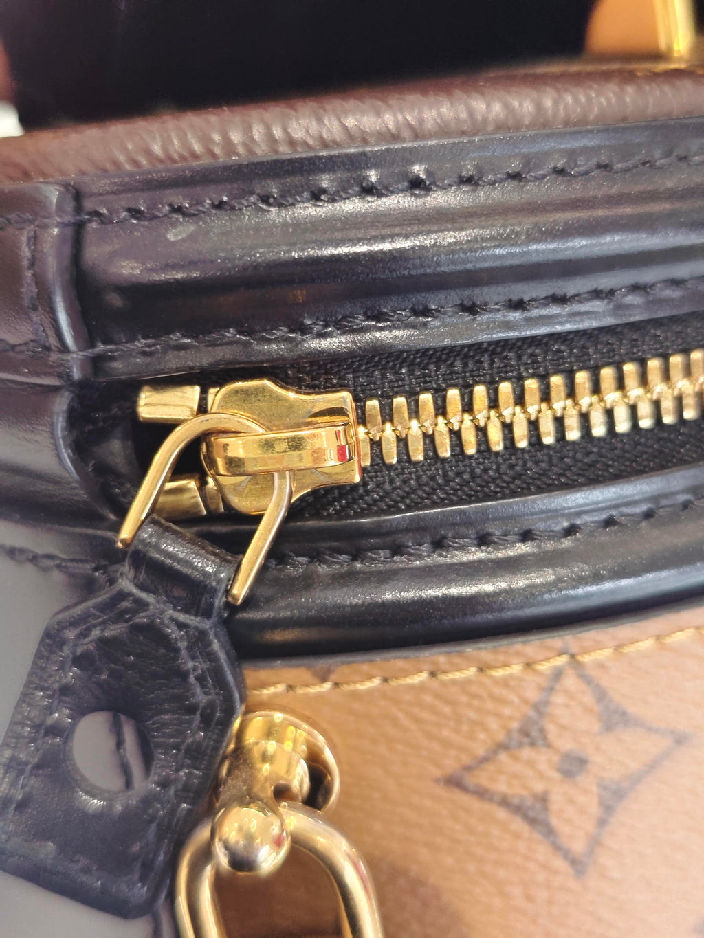Louis Vuitton Cannes 15 x 17 x 15 centimeters (length x height x width) M43986