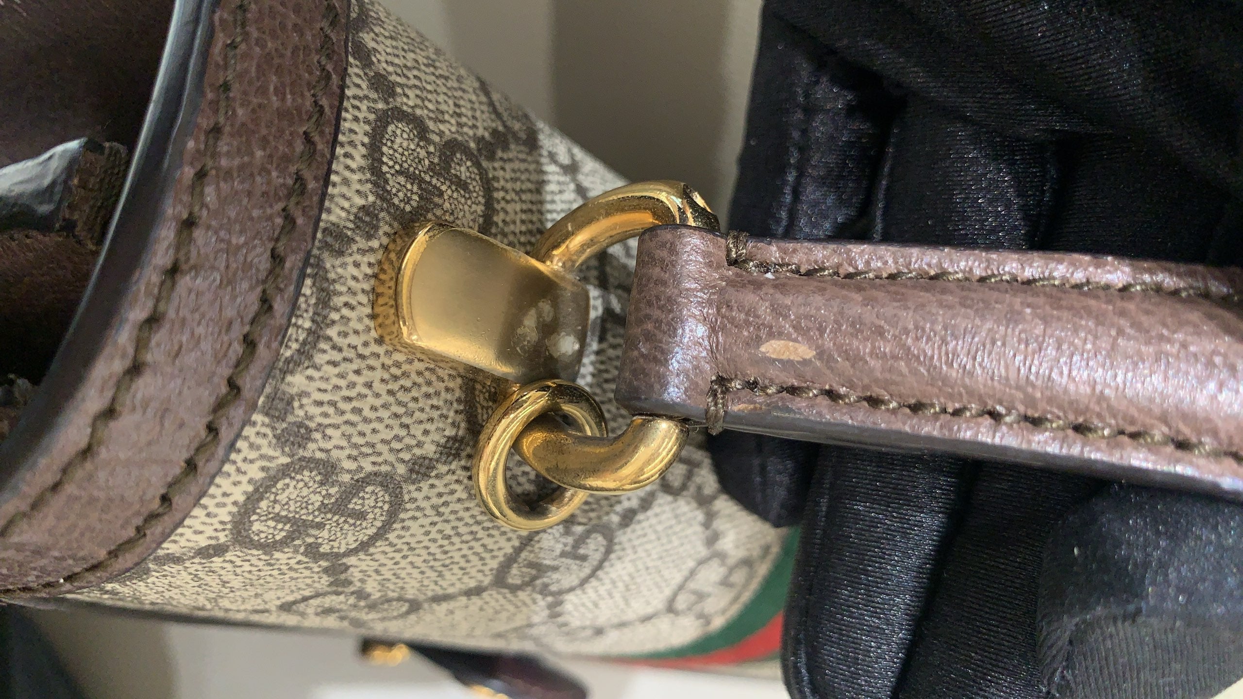 Gucci Messenger Bag