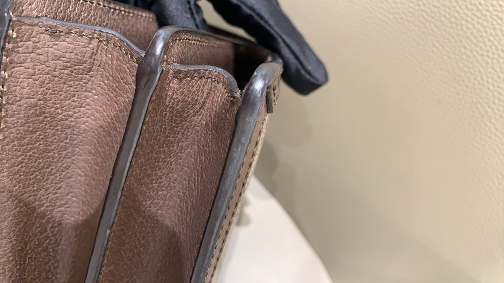 Gucci Messenger Bag