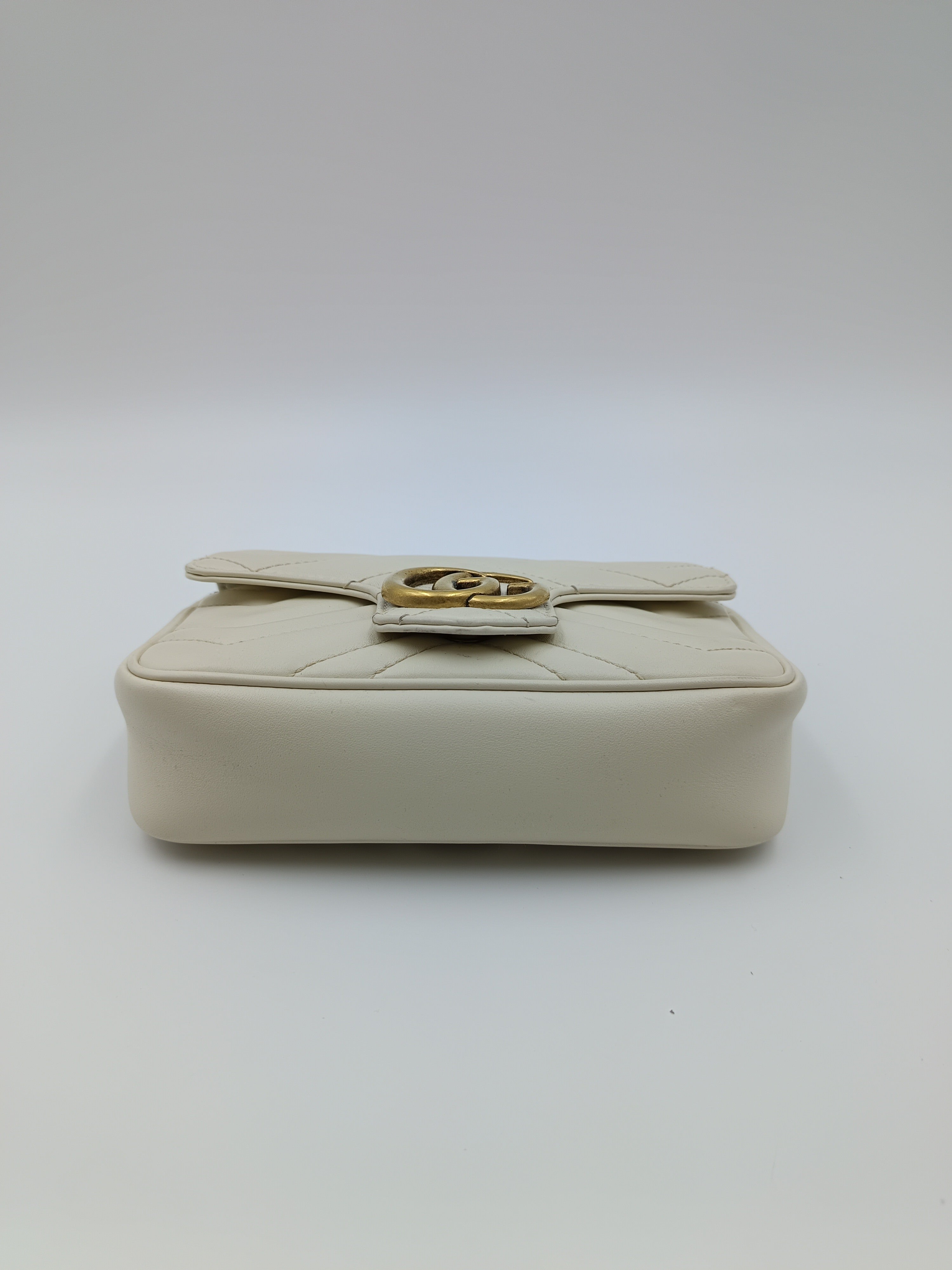 Gucci Metal White