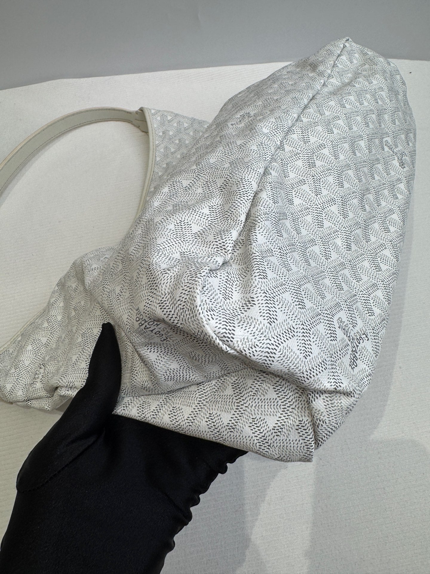 Goyard White