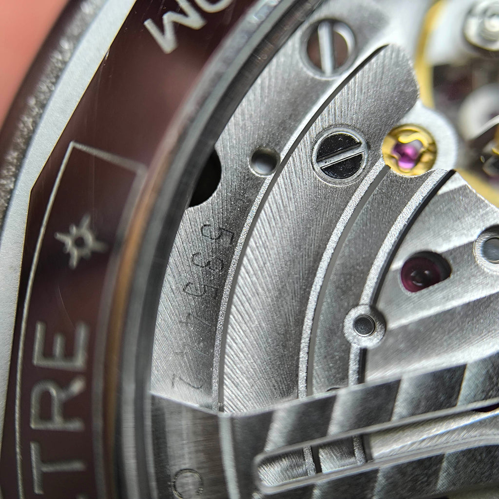 Breitling Chronomat B01 42 mechanical chronograph watch Mechanical watch 42 millimeters PB0134101C1S2