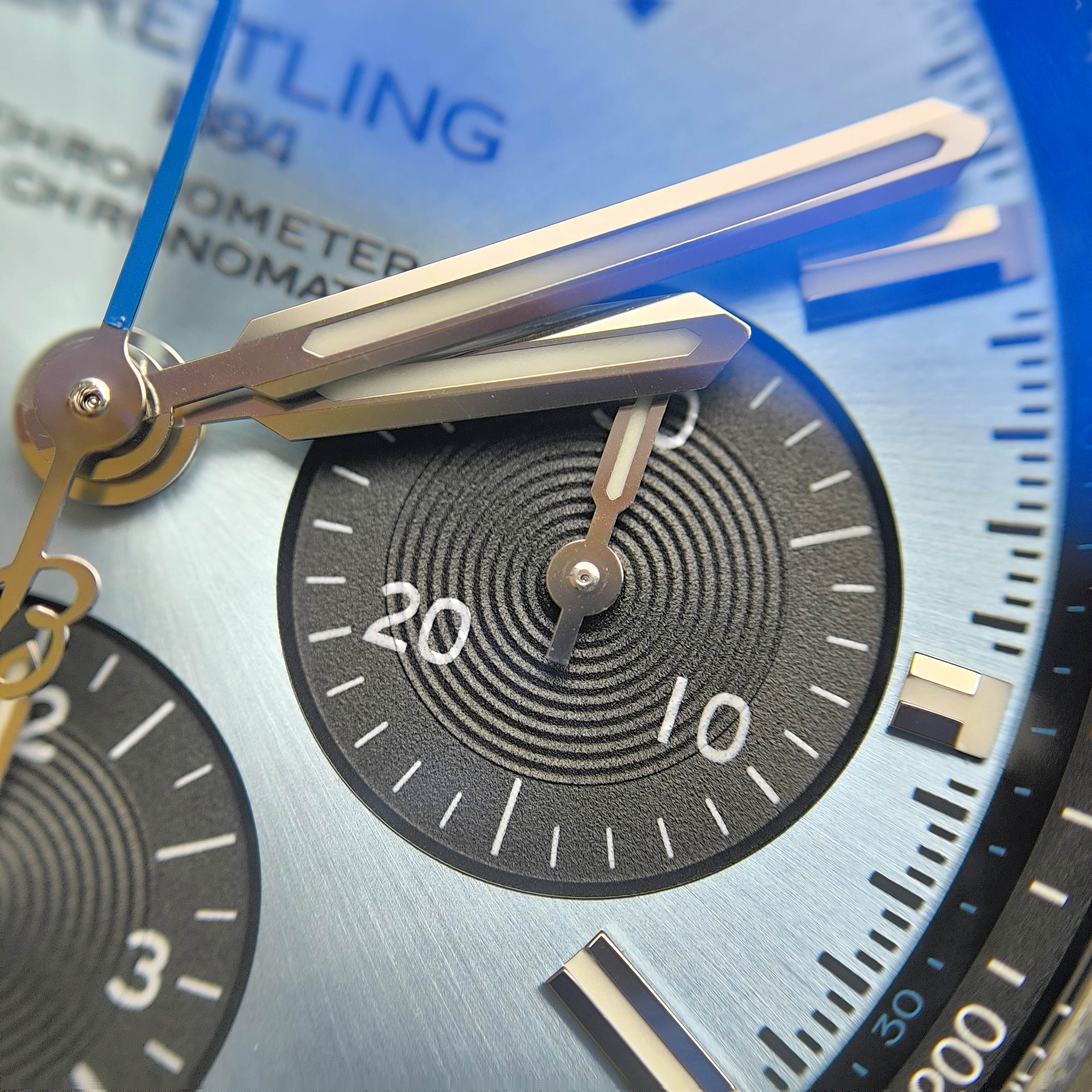 Breitling Chronomat B01 42 mechanical chronograph watch Mechanical watch 42 millimeters PB0134101C1S2