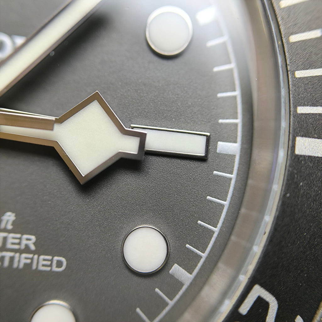 Tudor Blue Bay 1958 Model 925 39 millimeters m79010sg-0001