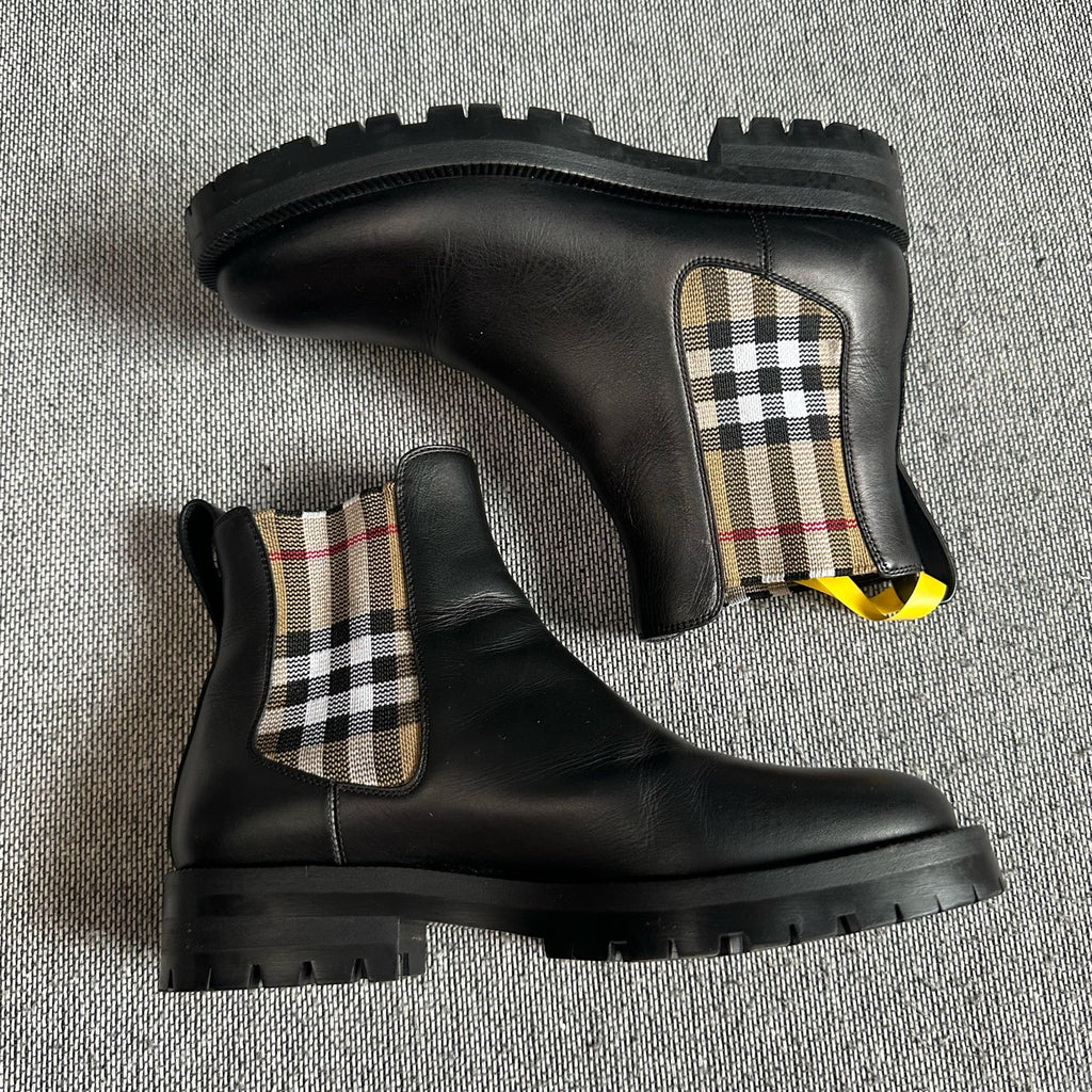 Fendi Leather Black
