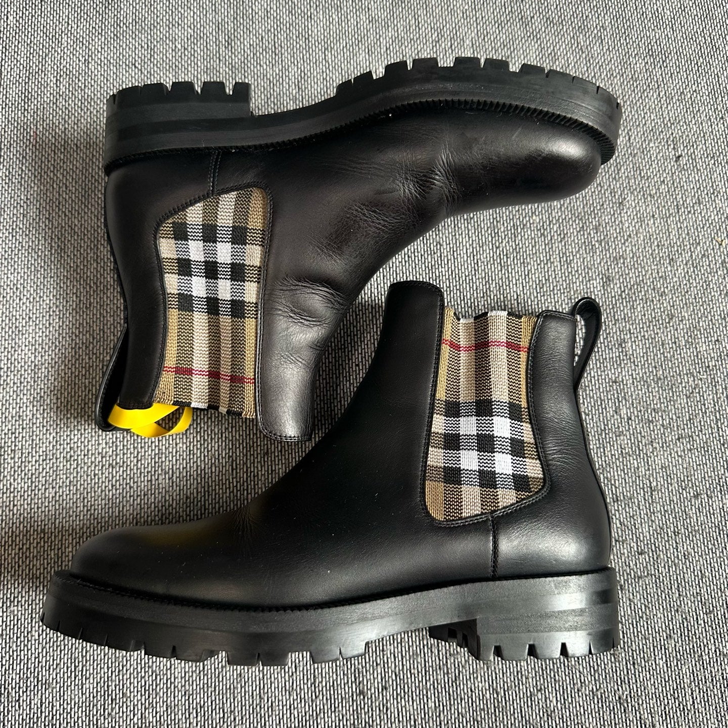 Fendi Leather Black