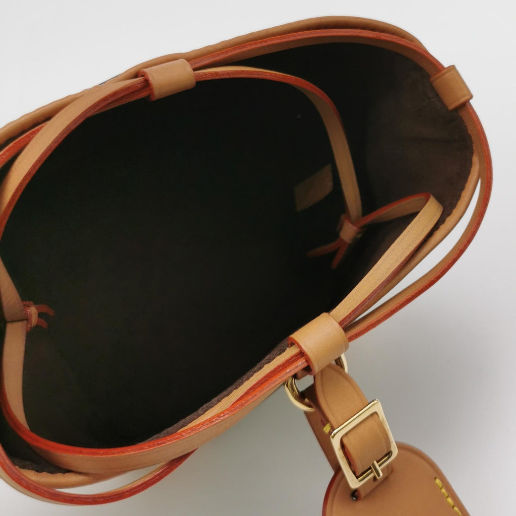 Louis Vuitton Bucket & Drawstring Bag M57099
