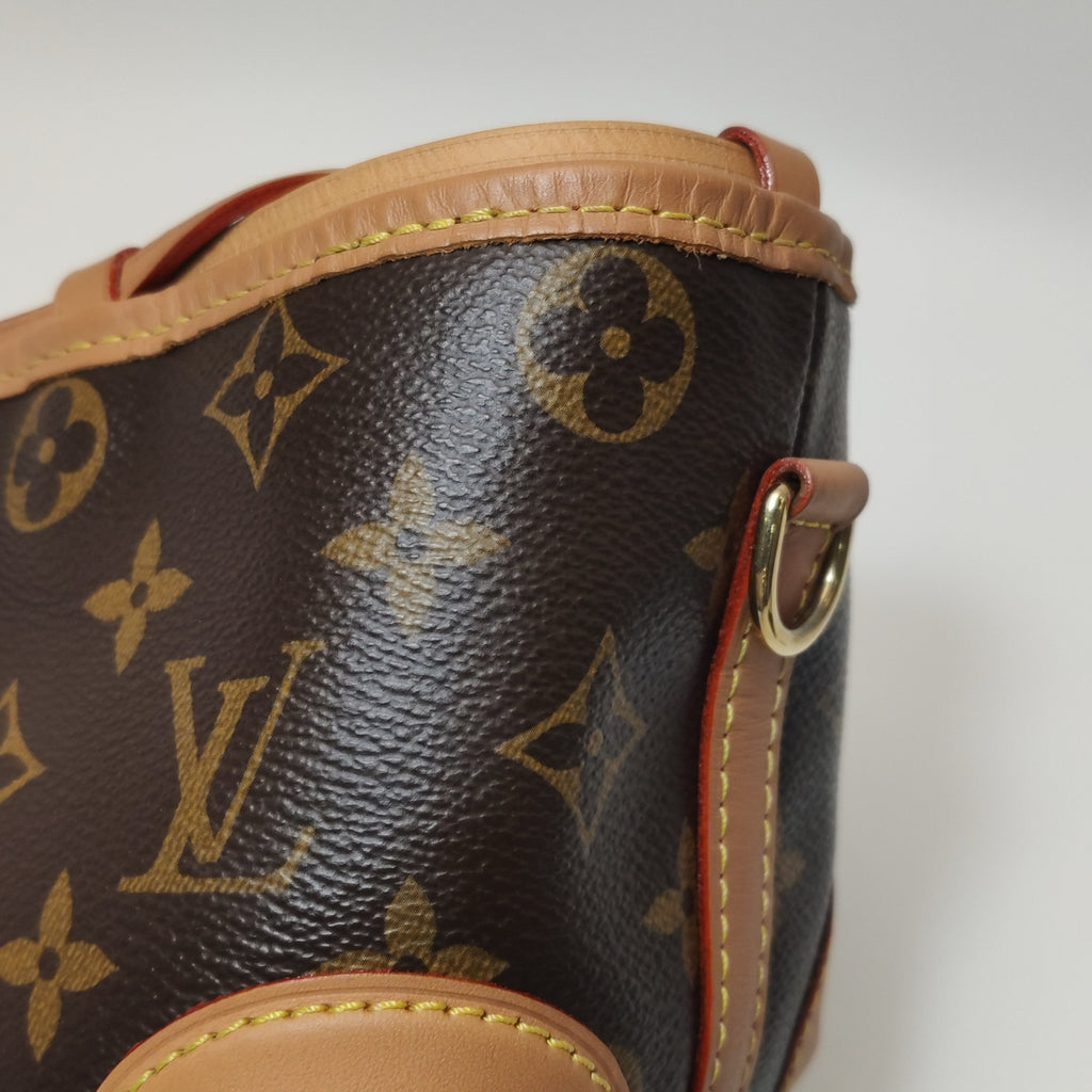 Louis Vuitton Bucket & Drawstring Bag M57099