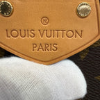 Louis Vuitton Crossbody 31.0x 21.0x 13.0 cm M48813